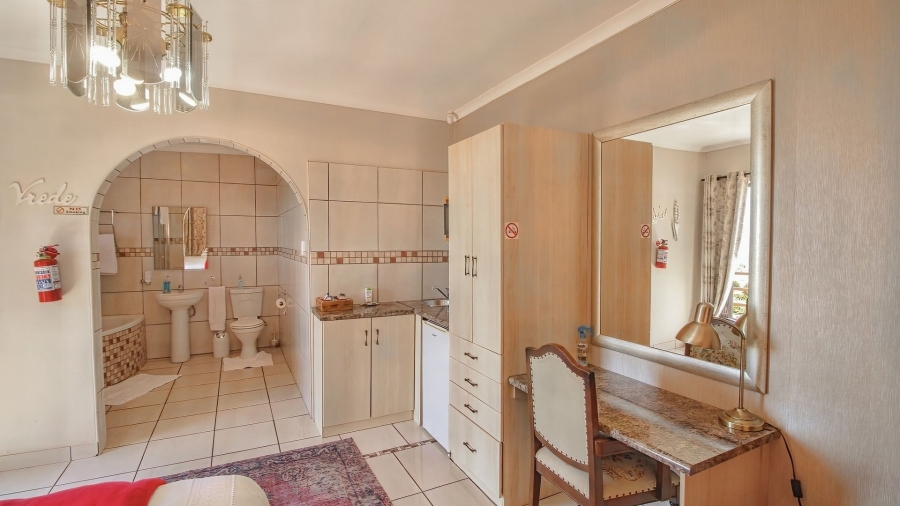 7 Bedroom Property for Sale in Vredenburg Western Cape